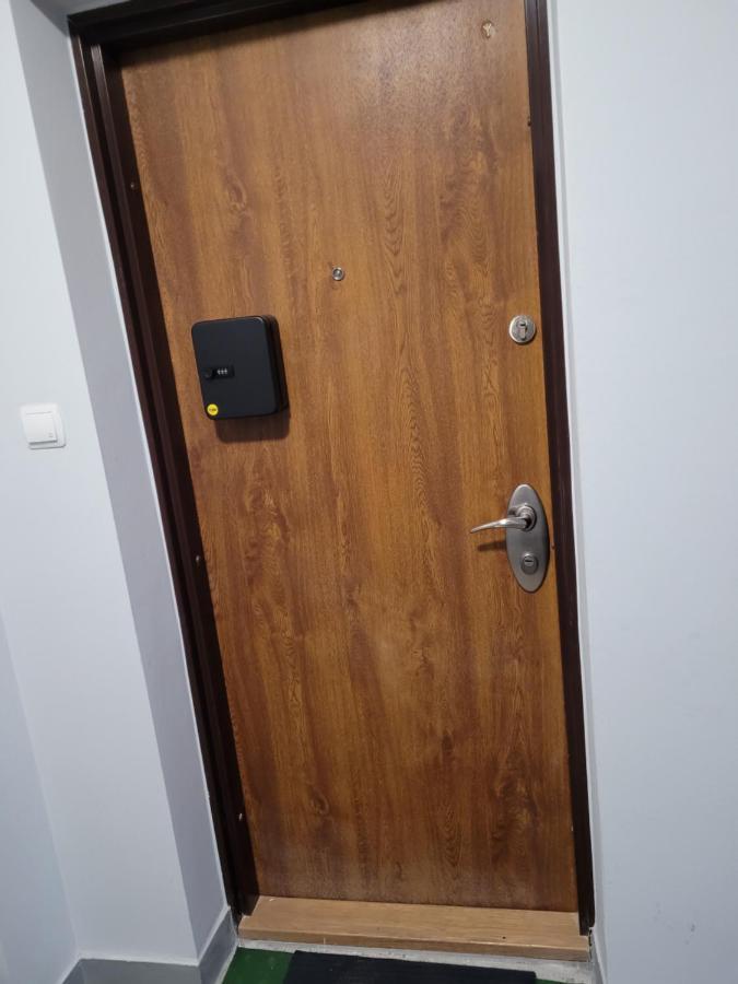Filmowy Zoliborz Apartment Varşovia Exterior foto