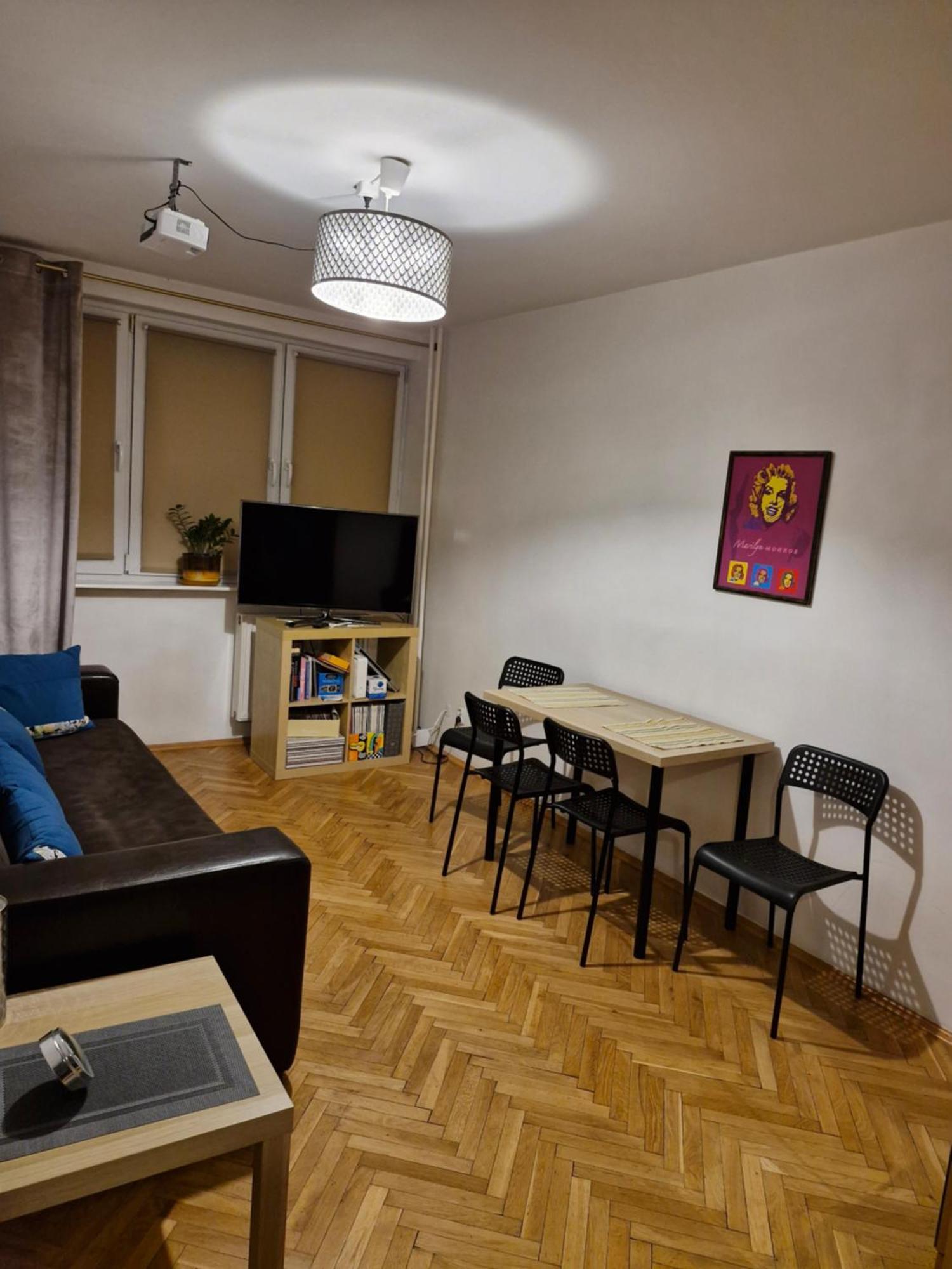 Filmowy Zoliborz Apartment Varşovia Exterior foto